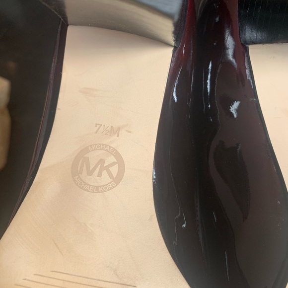 Euc ladies Micheal Kors shoes Red Brown 7&1/2M - Picture 8 of 8